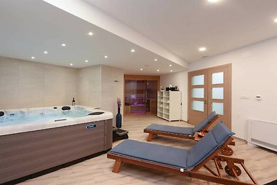 Villa Amfora per 12 persone con sauna, jacuzz...