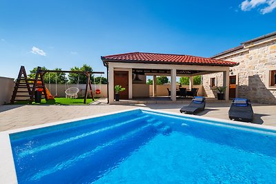 Villa Miandri with heated pool