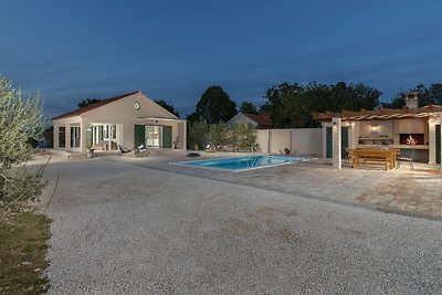 Villa Oliveto with pool