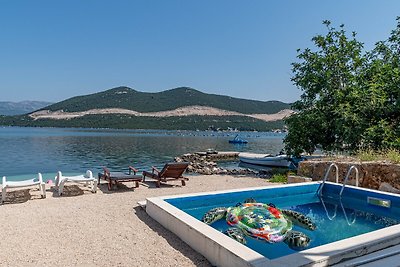 Villa Fronte Mare Frantoio con piscina...