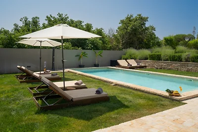 Villa Royal with heated pool