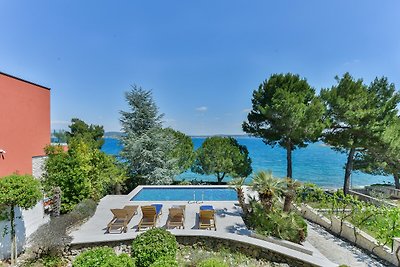 Beachfront Villa Mediterranea with pool