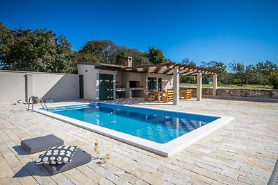 Villa Oliveto with pool