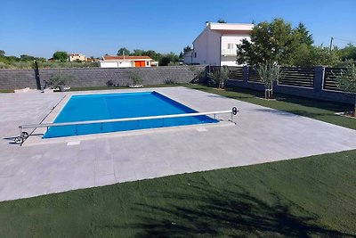 Villa Ela with heated pool