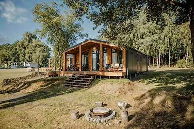 Lake House Scandi mit Hottub | 5 pers.