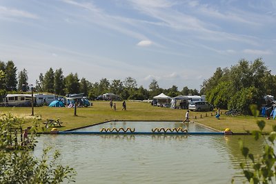 Comfort kampeerplaats aan het water