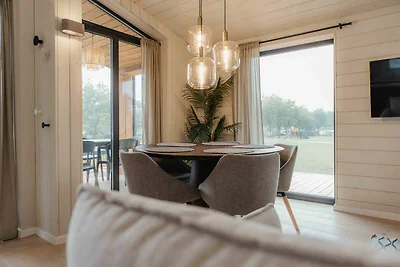 Panorama Lake House Scandi mit Hot Tub | 5 P
