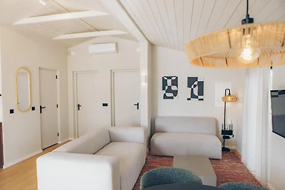 Lake View Scandi met Hottub & Sauna | 6 pers.