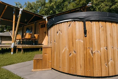 Glamfield Lodge II mit Hot Tub | 6 Pers.