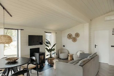Lake House Scandi mit Hottub | 5 pers.
