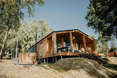 Lake House Scandi mit Hottub | 5 pers.