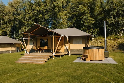 Glamfield Lodge II mit Hot Tub | 6 Pers.