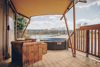 Glamfield Lodge Premium mit Hot Tub | 6 Pers.