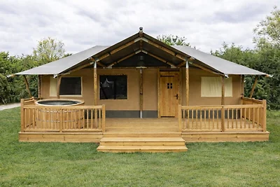 Glamfield Lodge Premium mit Hot Tub | 4 Pers.