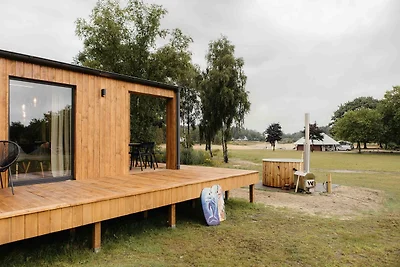 Hill Side Scandi mit Hot Tub | 5 P