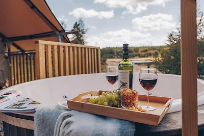 Glamfield Lodge Deluxe mit Hot Tub | 4 Pers.