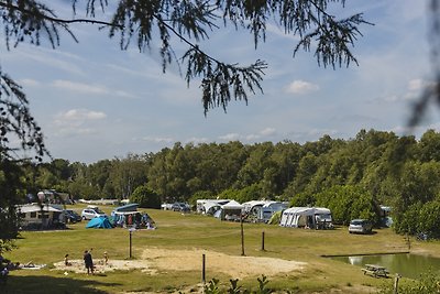 Comfort kampeerplaats aan het water