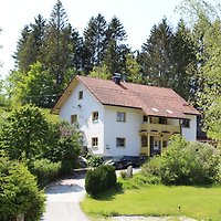 Frau A. Königsdorfer Frau A. Königsdorfer