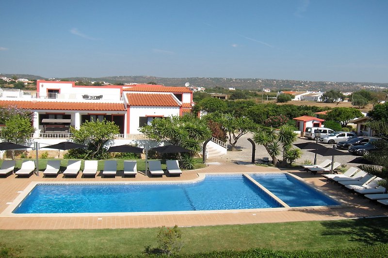 Rent this stunning property with a rooftop swimming pool and breathtaking ocean view.