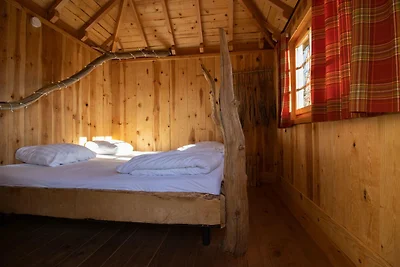 Tree House 1 met hottub