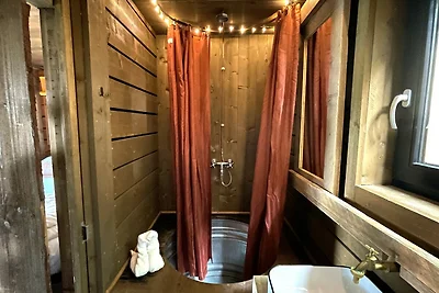 Shelter mit jacuzzi