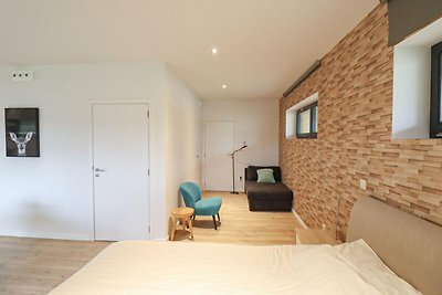 Connecting rooms (Wohnung + Studio)