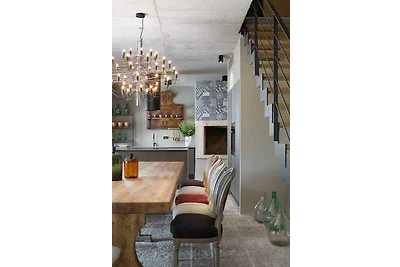 Luxusvilla Covri mit Swimmingpool