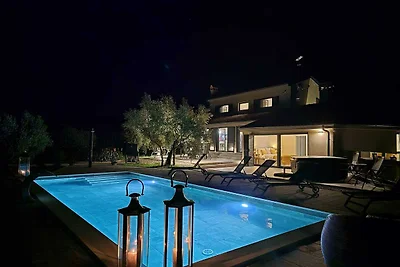 Olive Garden Paradise with Swimming