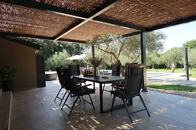 Olive Garden Paradise with Swimming