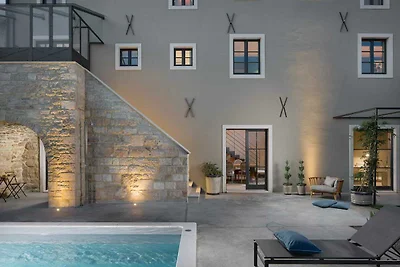 Luxusvilla Covri mit Swimmingpool