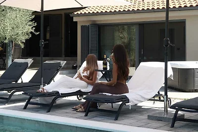 Olive Garden Paradise with Swimming