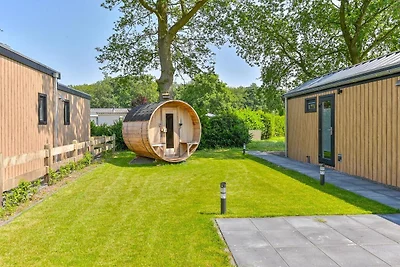 Luxuriöse Lodge für 4 Personen mit Sauna