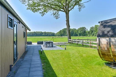 Luxuriöse Lodge für 4 Personen mit Sauna