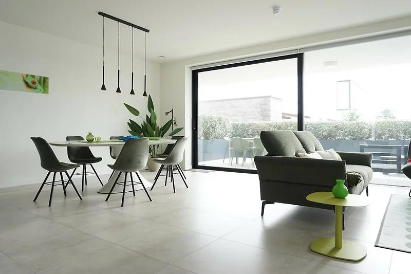 Moderne ruime woonkamer