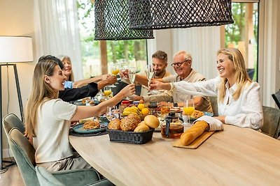 Veluwe Villa met Privé Binnenzwembad & Sauna ...