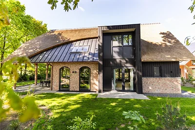 Boerderij Villa mit Wellness & Innenpool | 12...