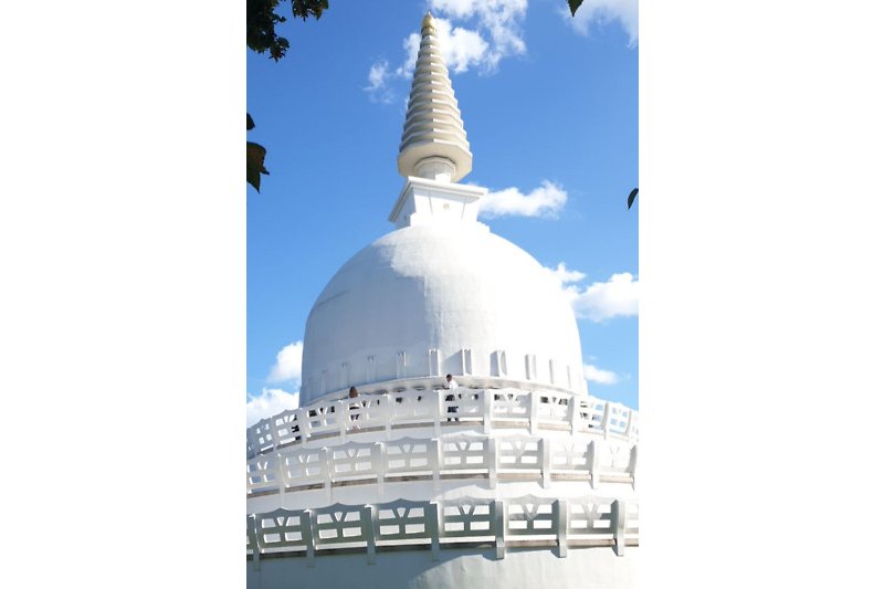 Die Friedensstupa in Zalaszanto wurde vom Dalailama eingeweiht und ist auch einen Besuch wert. Ca. 35 km entfernt.