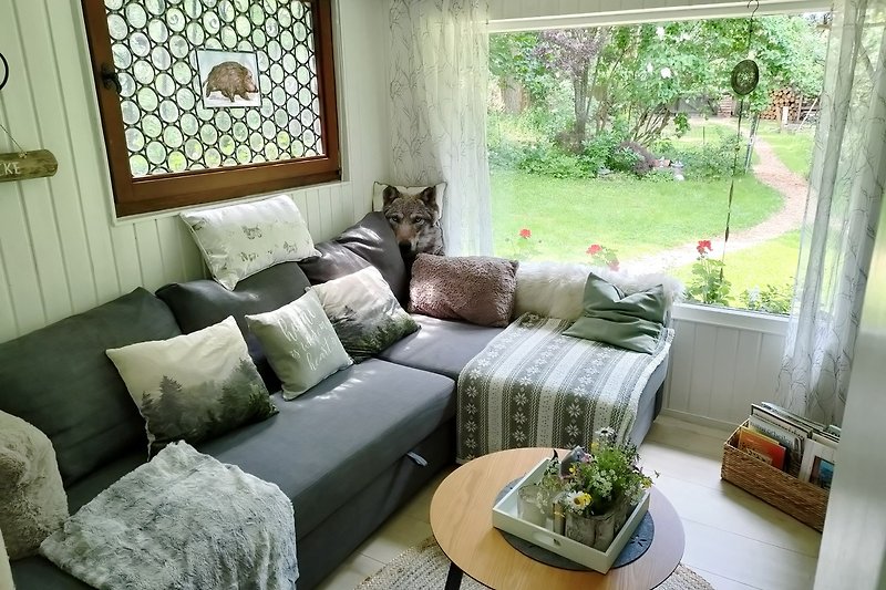 Kuschelecke mit gemütlicher Couch