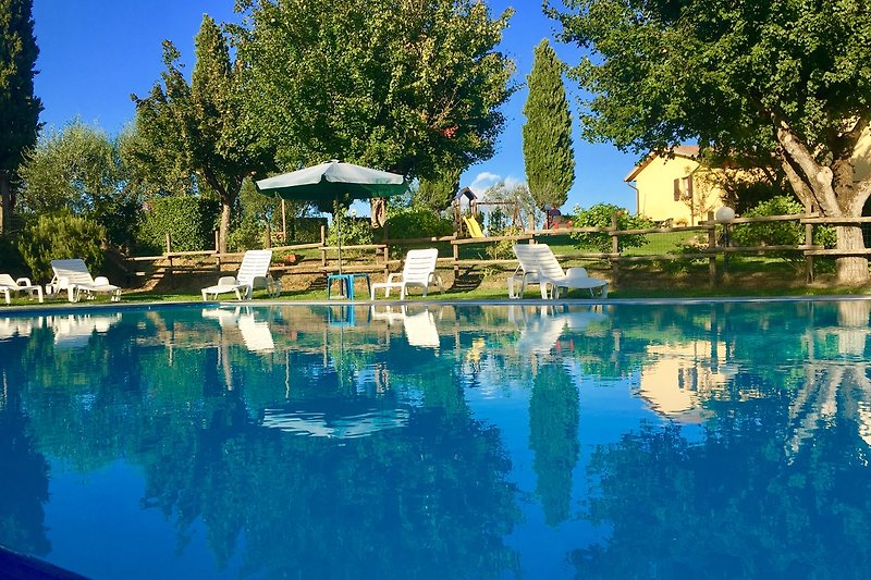 Metina Montepulciano bellissima piscina