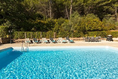 Charmantes Ferienhaus mit Pool und herrlichem Blick bei Draguignan