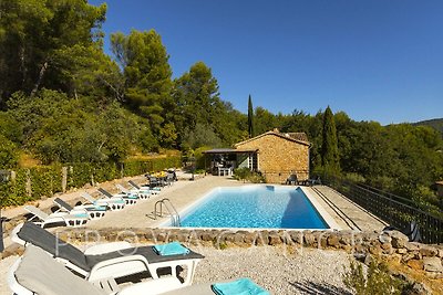 Charmantes Ferienhaus mit Pool und herrlichem Blick bei Draguignan