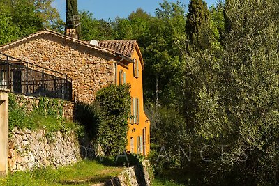 Charmantes Ferienhaus mit Pool und herrlichem Blick bei Draguignan