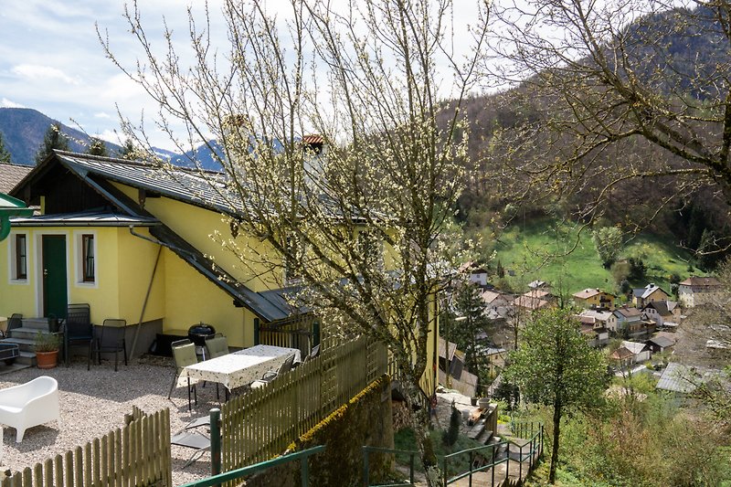 Ferienhaus Alexandra am Berg