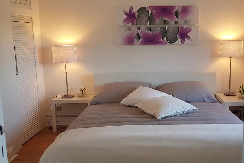 Knus slaapkamer, beddengoed kan optioneel bijgeboekt worden.