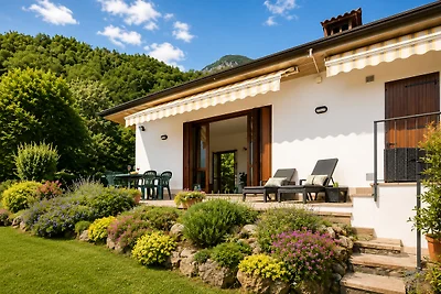 Villa Isedo con vista Lago di Garda