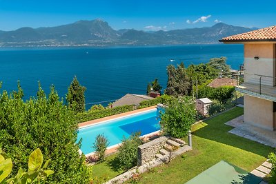 601A Panoramic Villa Clementina