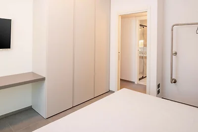 612A Blumen Apartment