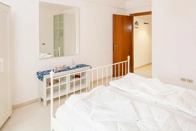 Virgilius Living Apartments 604A
