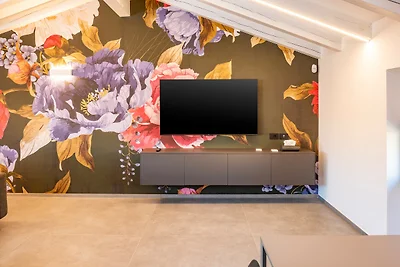 612A Blumen Apartment