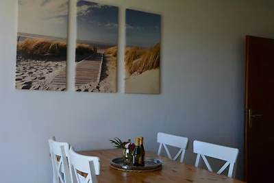 Haus Waasfrees Ferienwohnung Langeneß mit Bal...